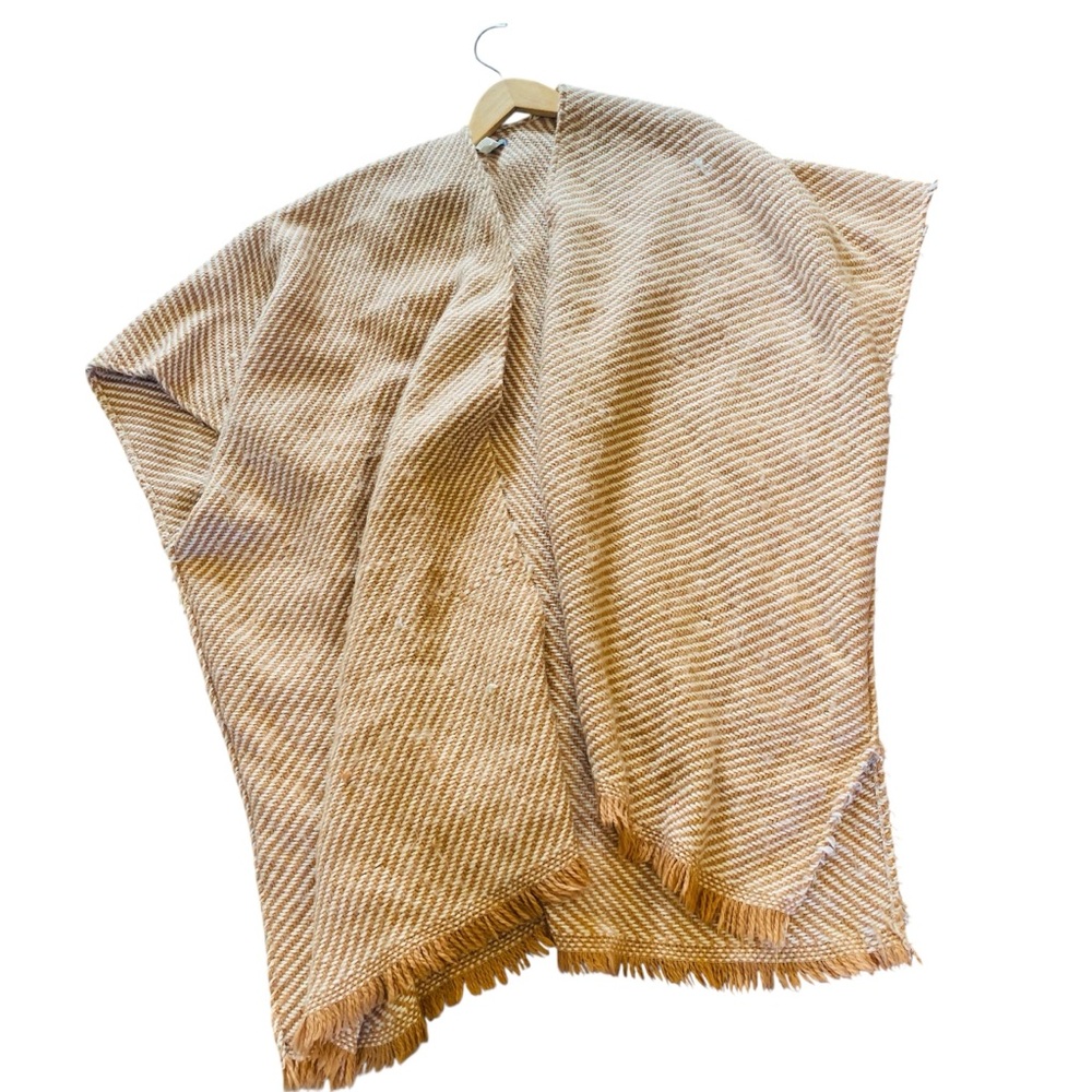 AERIE Tan / Cream Knit Cardigan Poncho Western Fringe